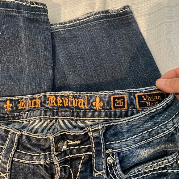 ROCK REVIVAL Vivian Boot Embellished Distressed Jeans Size 26 - Picture 3 of 10